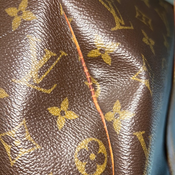 Authentic Louis Vuitton Keepall 45 Bag Duffel Carryon repair leather damaged - Picture 12 of 17